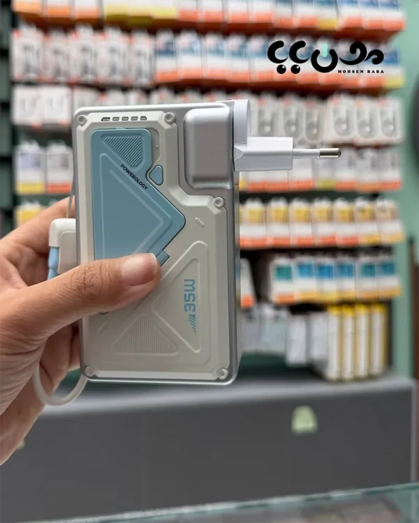 ظرفیت واقعی 20000 میلی‌آمپر ساعت توان شارژ سریع تا 35 وات قابلیت استفاده به‌عنوان شارژر دیواری شارژ وایرلس MagSafe تا 15W پورت USB-C پرسرعت پورت USB-A استاندارد پورت Lightning مخصوص اپل کابل داخلی Type-C و Lightning سیستم‌های محافظتی چندلایه (حرارت، ولتاژ، اتصال کوتاه) طراحی جمع‌وجور نسبت به امکانات شارژ آیفون‌های MagSafe بدون کابل شارژ همزمان چند دستگاه استفاده در سفر، محل کار، خودرو جایگزین کامل شارژر دیواری مناسب تولیدکنندگان محتوا، فروشندگان، گیمرها استفاده روزمره بدون حمل تجهیزات اضافی