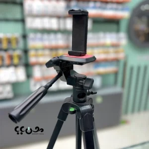 ✅سه پایه Jmary KP-2209 مناسب موبایل، دوربین و تولید محتوا ✅طراحی چندمنظوره با محور افقی قابل تنظیم ✅مناسب برای فیلمبرداری از بالا و عکاسی محصول ✅حداکثر ارتفاع حدود 173 سانتی متر ✅طول جمع شده حدود 46 سانتی متر ✅وزن سبک حدود 740 گرم ✅تحمل وزن تا 3 کیلوگرم ✅قابلیت تنظیم و چرخش 360 درجه ✅امکان استفاده به عنوان مونوپاد ✅مناسب برای تولید محتوای اینستاگرام و یوتیوب ✅کاربردی برای ولاگ و فیلمبرداری آموزشی ✅مناسب برای عکاسی و فیلمبرداری محصولات فروشگاهی ✅دارای 5 بخش قابل تنظیم ✅قابل استفاده برای موبایل، دوربین و اکشن کم سازگار ✅انتخاب کاربردی برای افرادی که به سه پایه بلند و چندمنظوره نیاز دارند