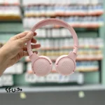 نمای نزدیک هدفون بی سیم JBL Tune 510BT های کپی صورتی